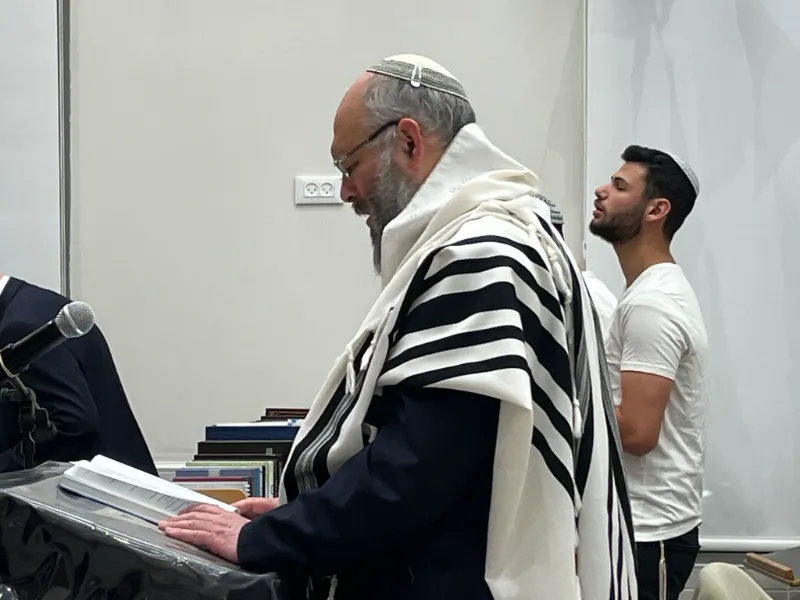 הרב אריאל רקובר ישיבת נצרים